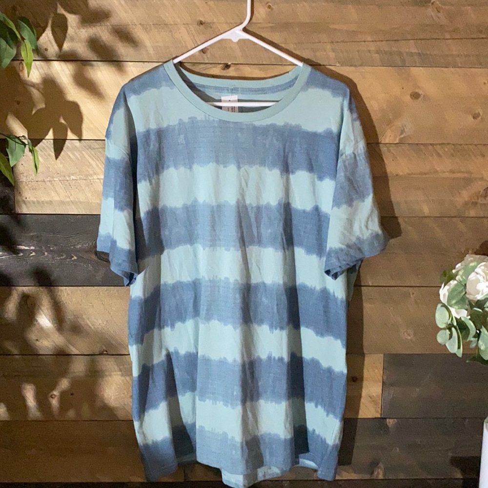 Men’s RSQ jagged striped t-shirt